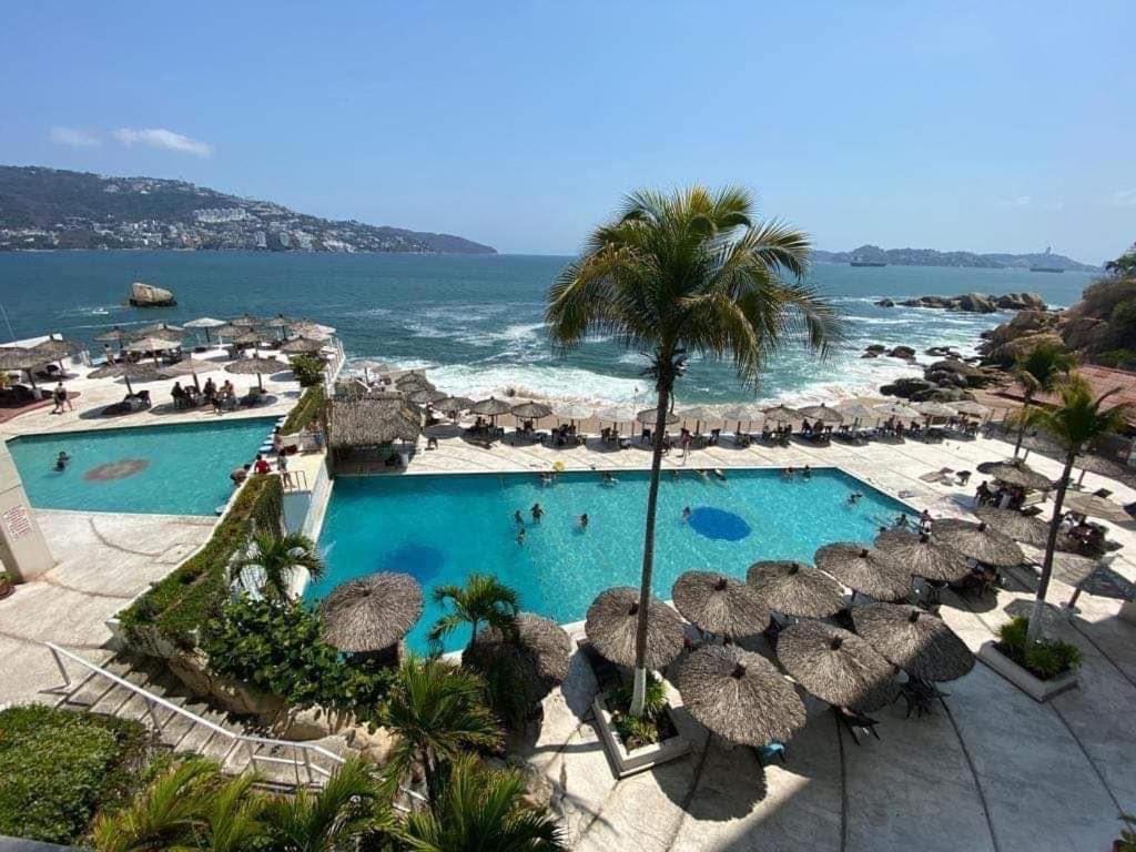 Hotel Torres Gemelas Vista Al Mar A Pie De Playa Acapulco Bagian luar foto